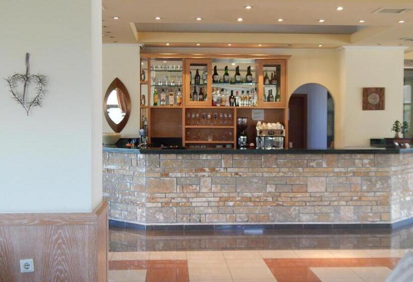 ホテル Philoxenia