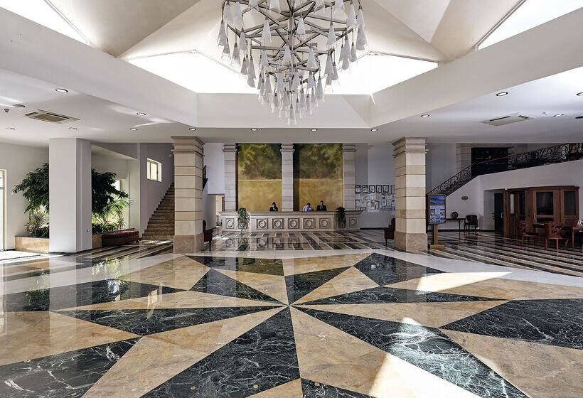 호텔 Pilot Beach Resort