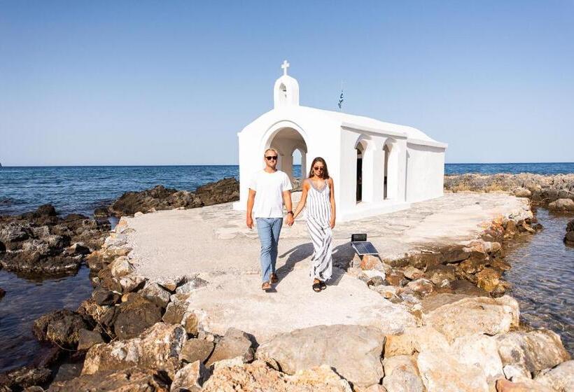 호텔 Pilot Beach Resort