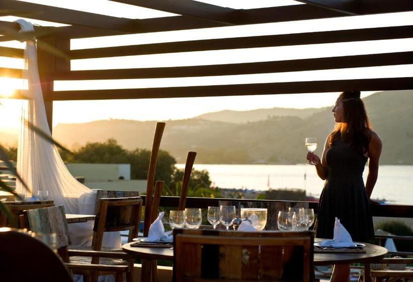 호텔 Pilot Beach Resort