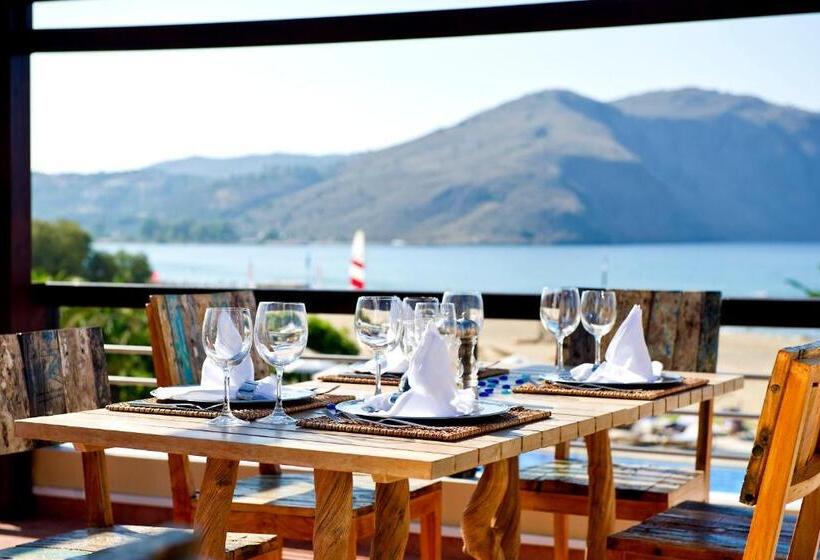 호텔 Pilot Beach Resort