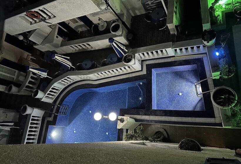 Отель Porto Perissa