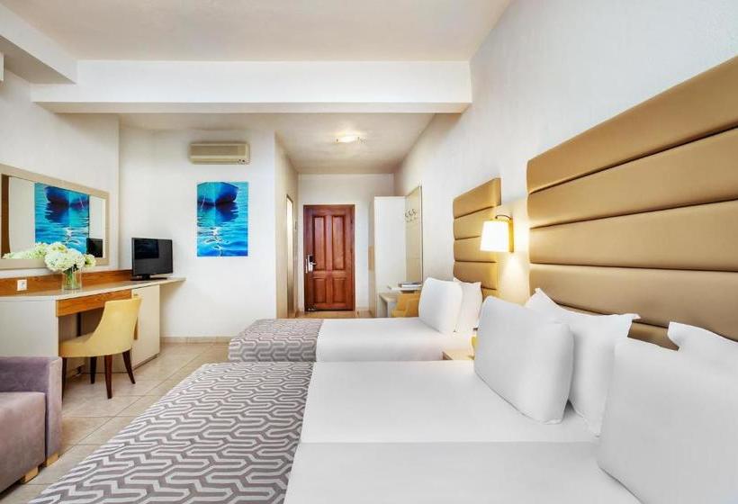 בית מלון כפרי Poseidon Palace