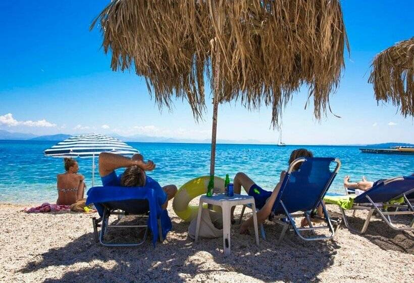 هتل Potamaki Beach