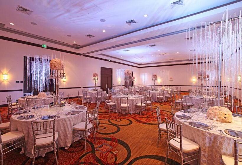 هتل Real Intercontinental San Pedro Sula, An Ihg