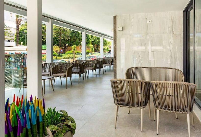 Отель Rhodos Horizon City Adults Only