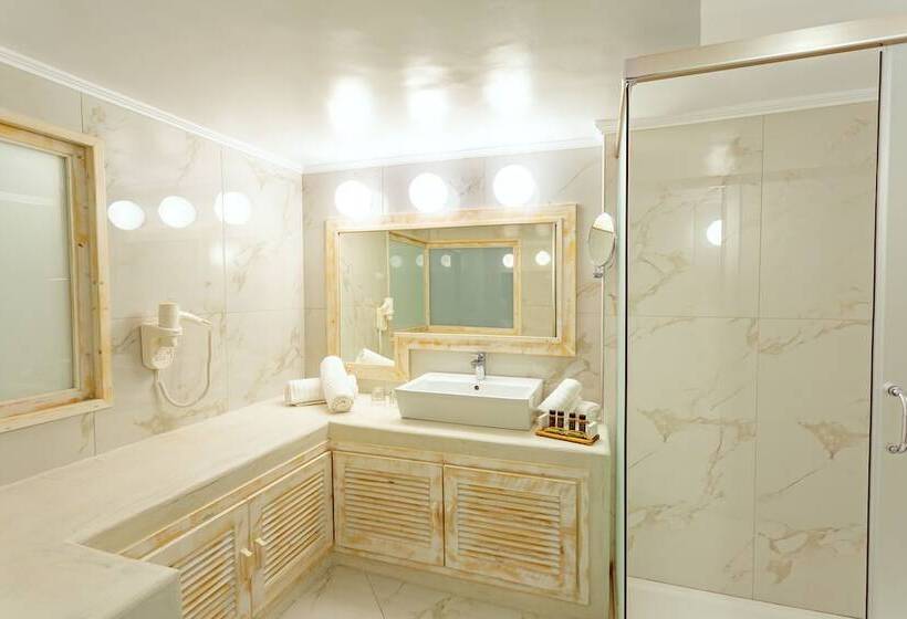 Отель Rhodos Horizon City Adults Only