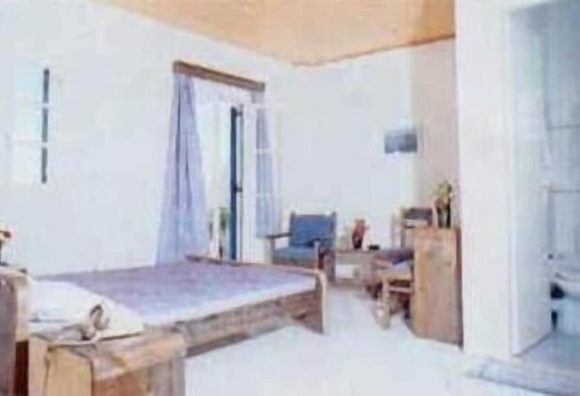 בית מלון כפרי Silver Rocks