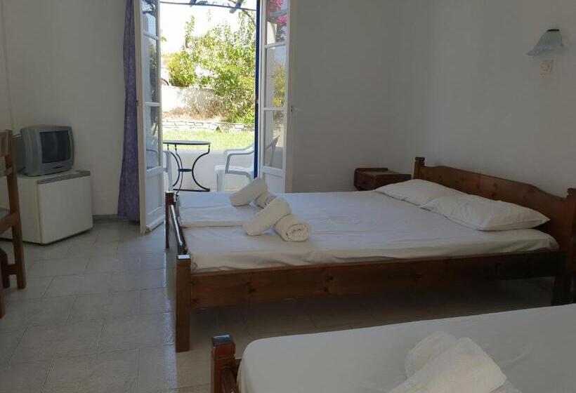 בית מלון כפרי Silver Rocks