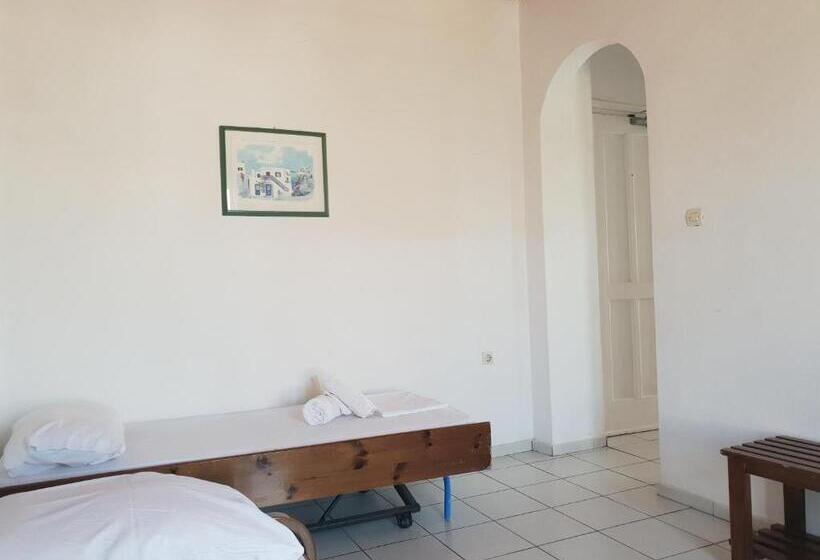 בית מלון כפרי Silver Rocks