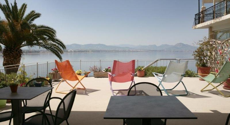 Отель Theoxenia