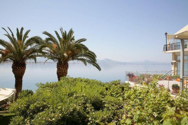 Отель Theoxenia