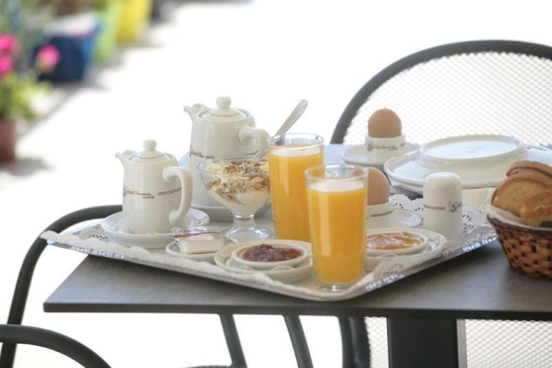 Отель Theoxenia