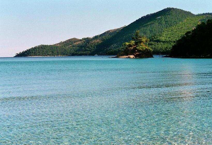 Makryammos Bungalows