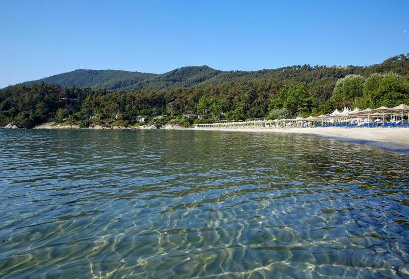 Makryammos Bungalows