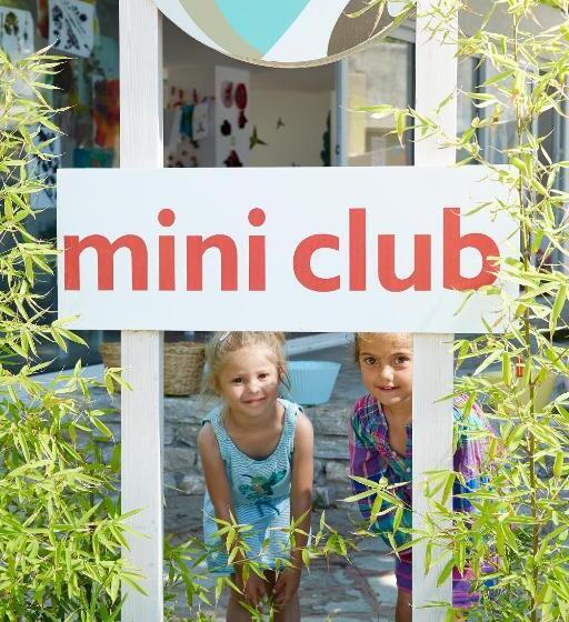 Makryammos Bungalows