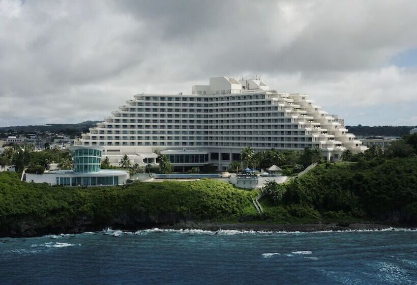 Rihga Royal Laguna Guam Resort