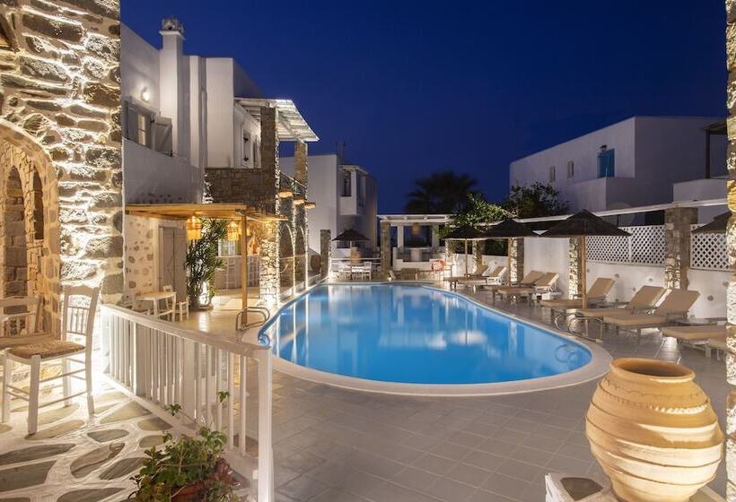 Zefi Hotel & Suites