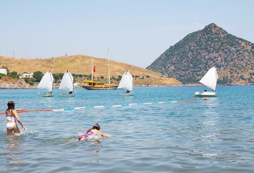 בית מלון כפרי Club Marma