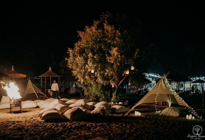 בית מלון כפרי Club Marma