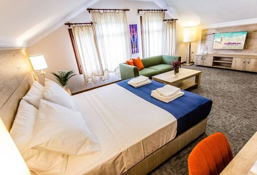 בית מלון כפרי Club Marma