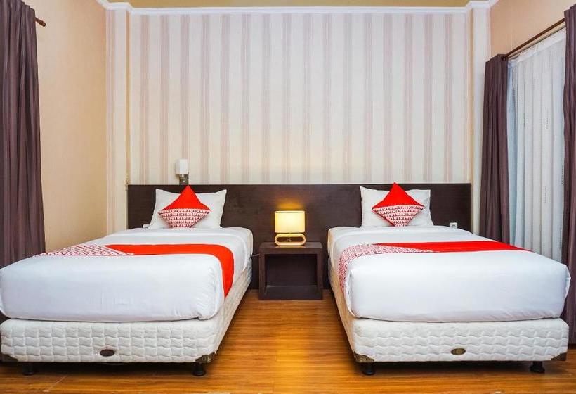 Отель Triza By Oyo Rooms