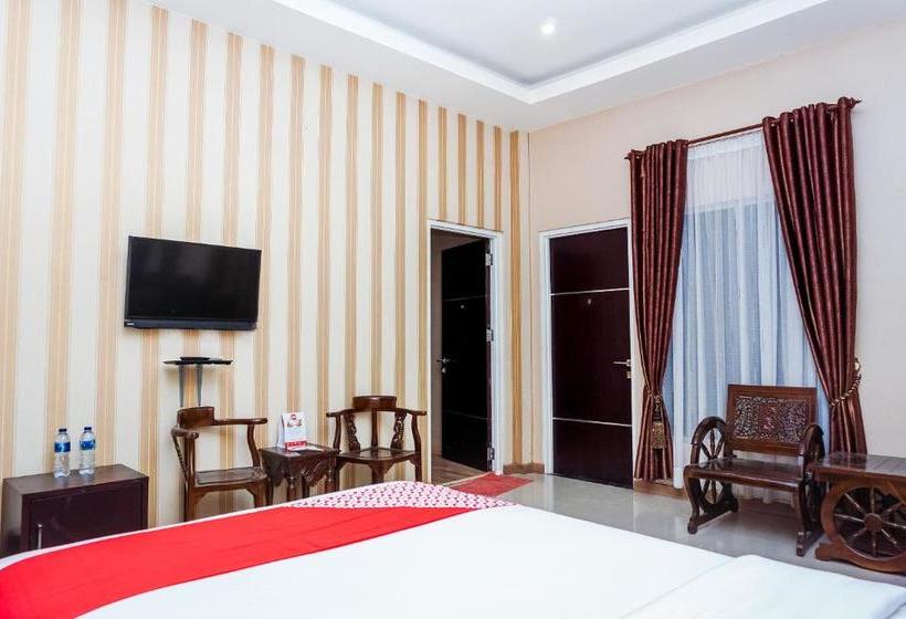 Отель Triza By Oyo Rooms