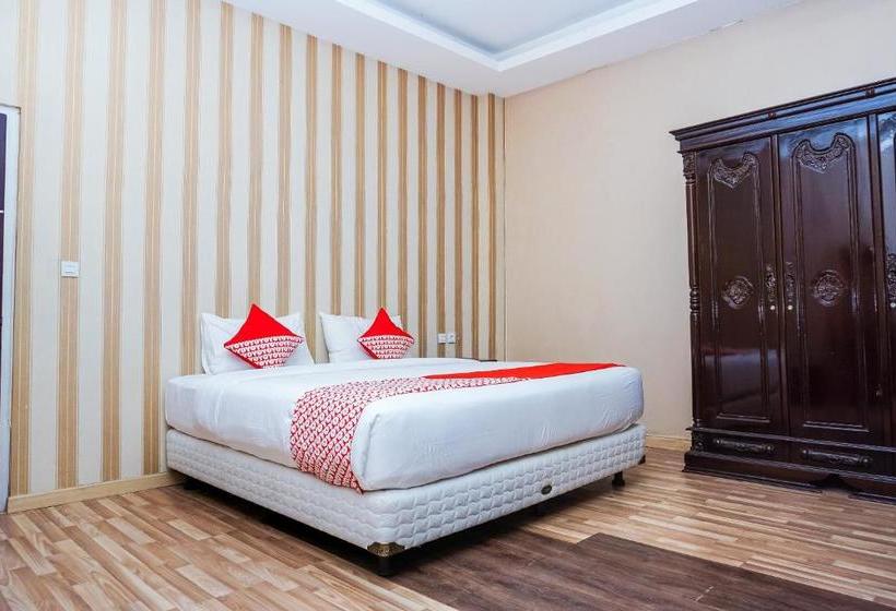 Отель Triza By Oyo Rooms