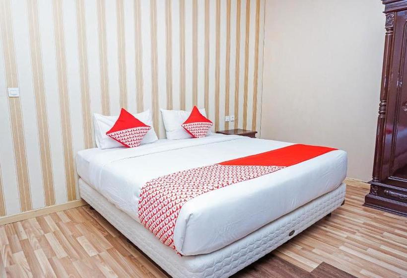 Отель Triza By Oyo Rooms