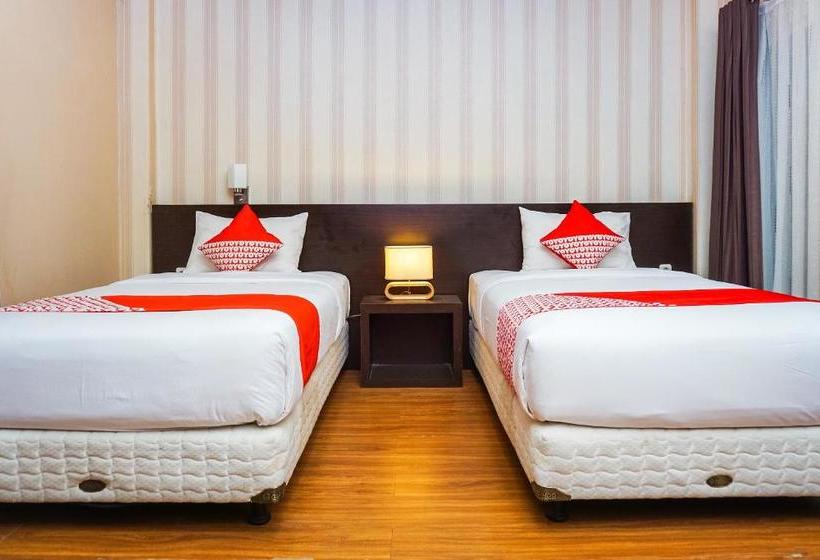 Отель Triza By Oyo Rooms