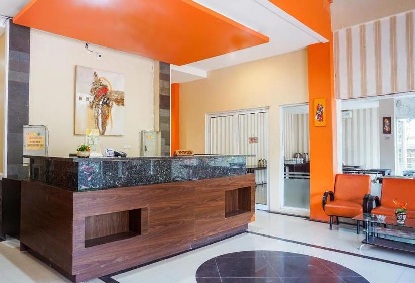 Отель Triza By Oyo Rooms