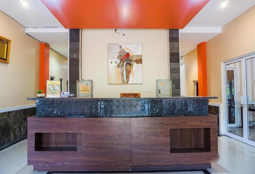 Отель Triza By Oyo Rooms