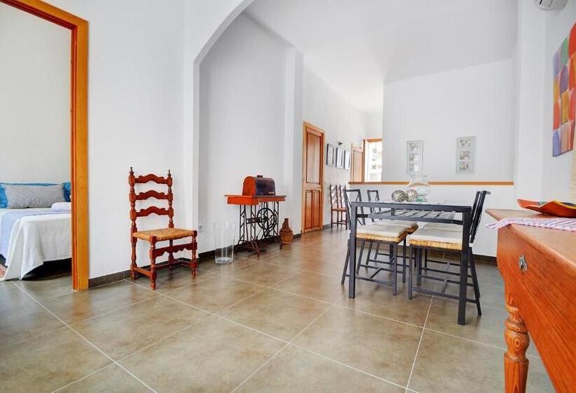 Amilcar House By Slow Villas