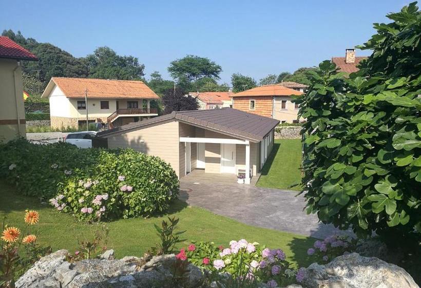 Apartamentos La Encina