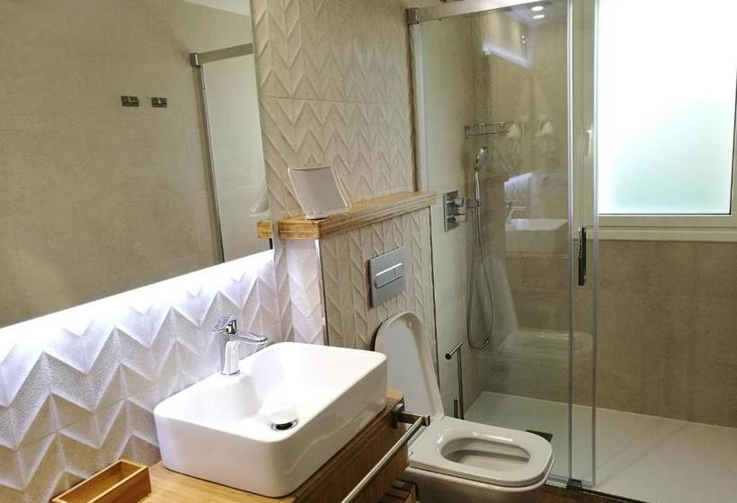 Apartamentos La Encina