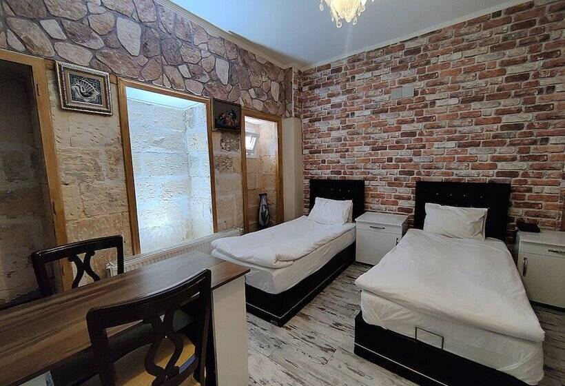 هتل Arifbey Konagi