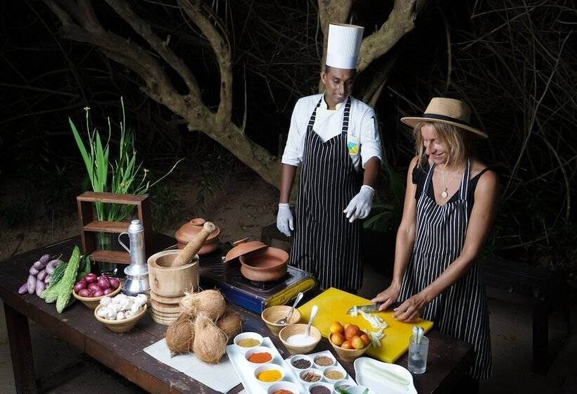 호텔 Calamansi Cove Villas