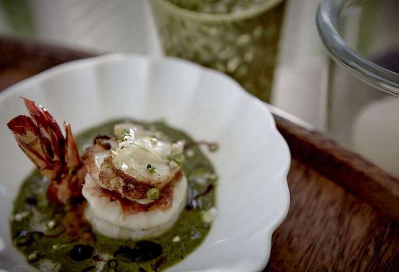 호텔 Calamansi Cove Villas