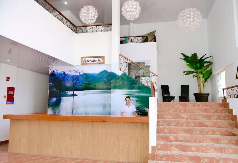 Отель Coronado Inn