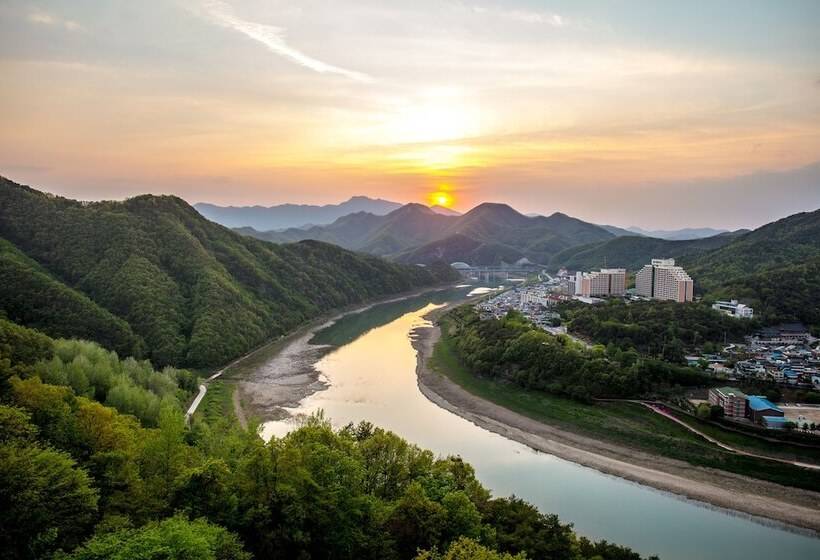 فندق Sono Moon Danyang