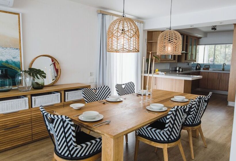 호텔 First Group Cape Gordonia