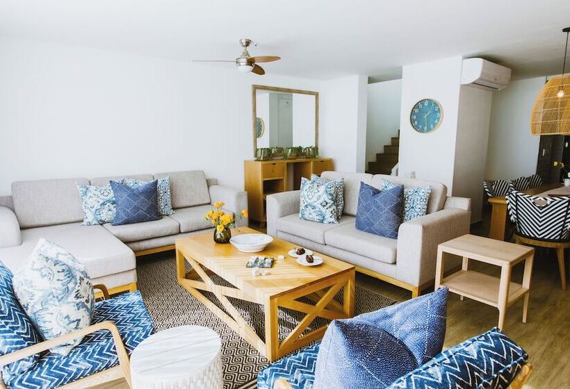 호텔 First Group Cape Gordonia