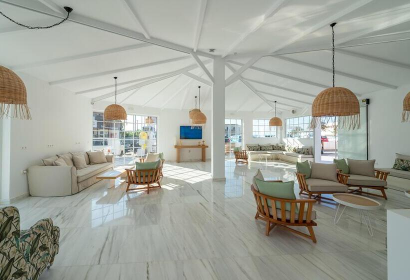 ホテル High Beach White  Adults Only