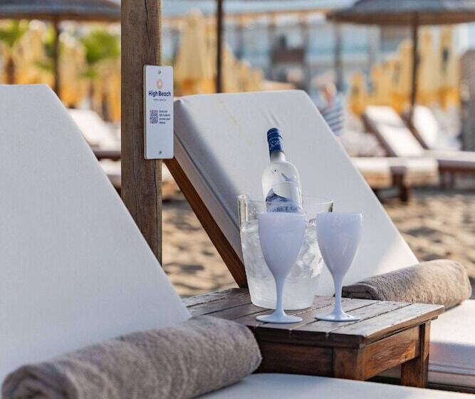 ホテル High Beach White  Adults Only