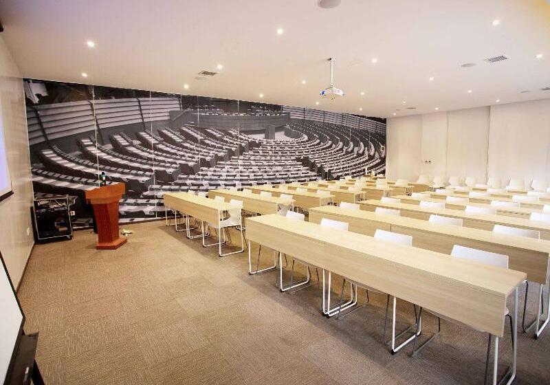 هتل Ibis Xi An First Gaoxin Rd