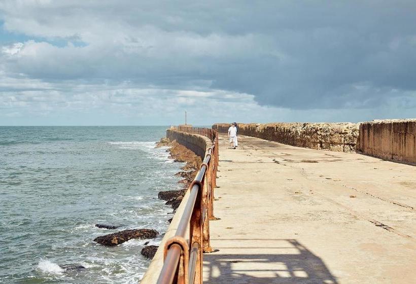 هتل First Group Kowie River Chalets