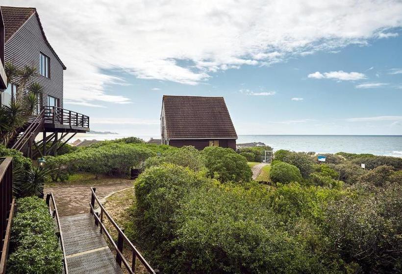 هتل First Group Kowie River Chalets