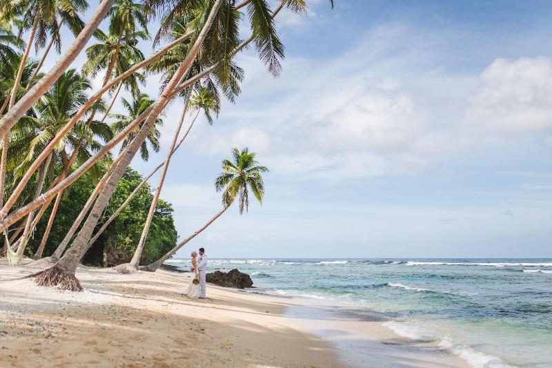 Отель Namale Resort And Spa