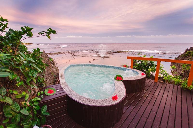 Отель Namale Resort And Spa