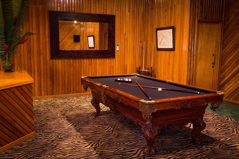 Отель Namale Resort And Spa